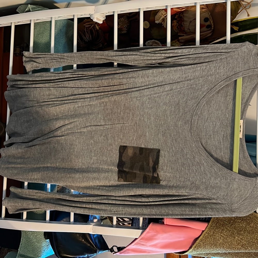 Gray thermal top